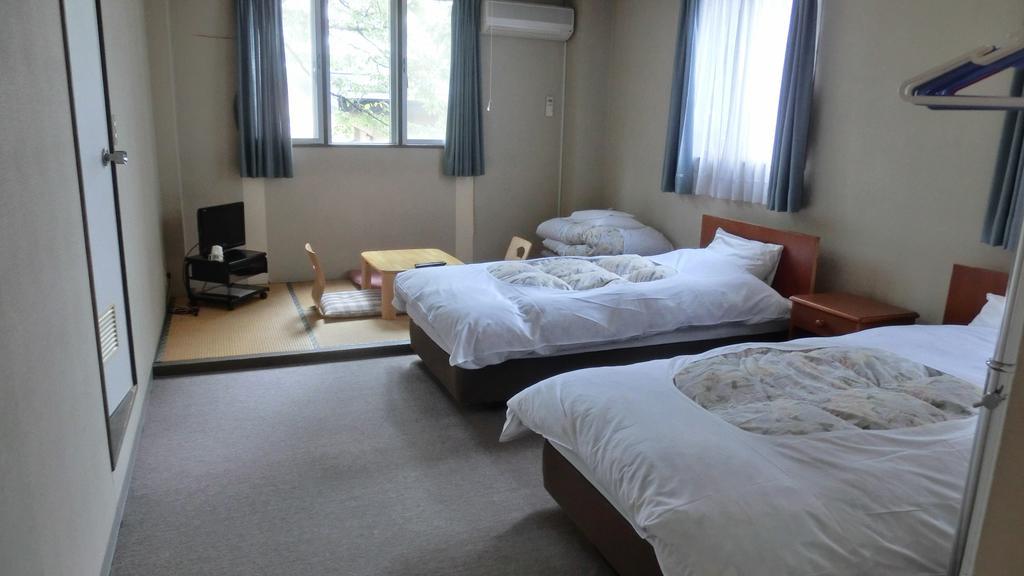 Oomukou Ryokan Hakuba Buitenkant foto